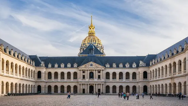 Comparatif des principes d'hygiène pour équipements médicaux